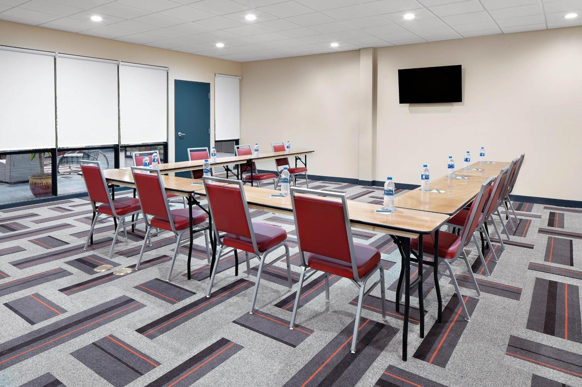 Four Points By Sheraton Oklahoma City Airport Esterno foto